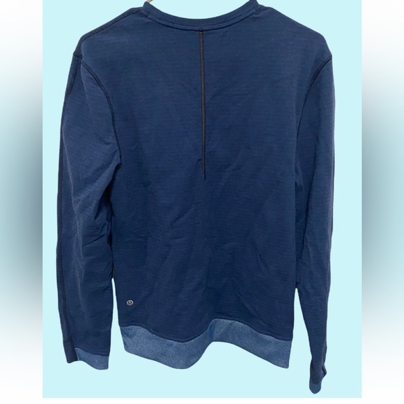 Mens Blue M Lululemon Long Sleeve pullover excellent condition - Picture 2 of 4